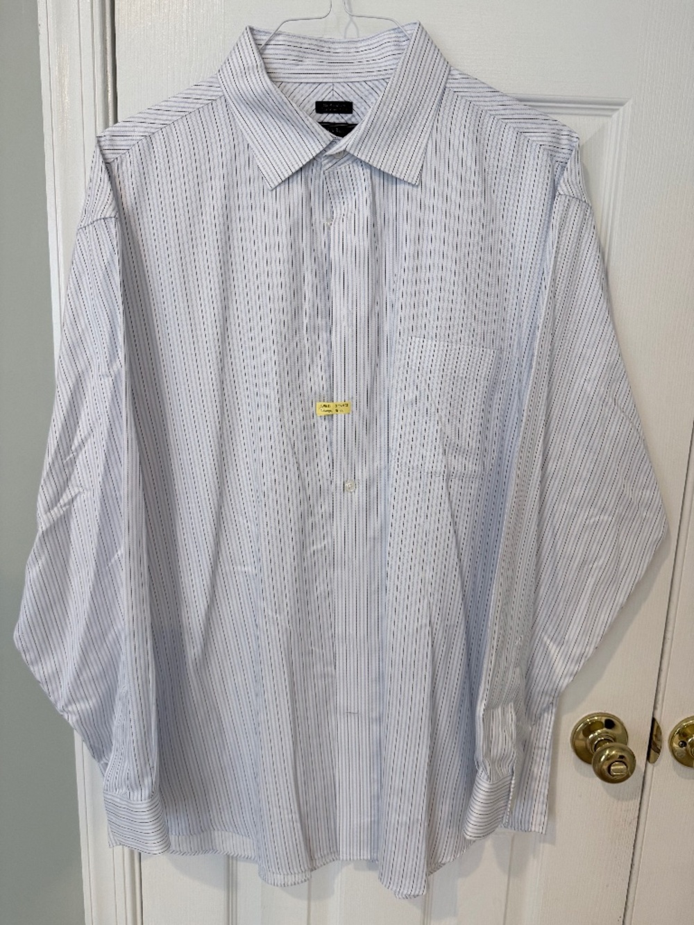 Jos A Bank Reserve Dress Shirt Traditional Fit Neck 18"